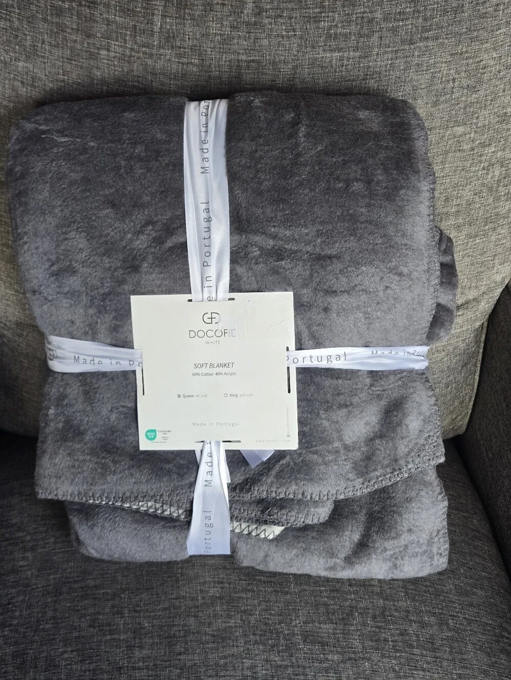 NWT “Docofil White” Soft Queen Blanket Dark Gray Reversible Light Gray Portugal